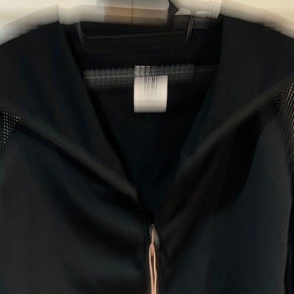 FABLETICS x Demi lovato Black bella midi  Mesh Sleeve full zip  jacket - Picture 10 of 13